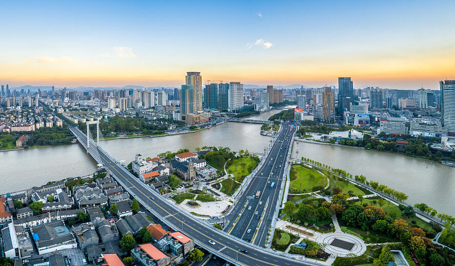 古城回忆录，浙江某古城阳光下的独白时刻